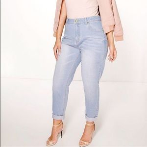 Mom jeans. Boohoo plus. 18